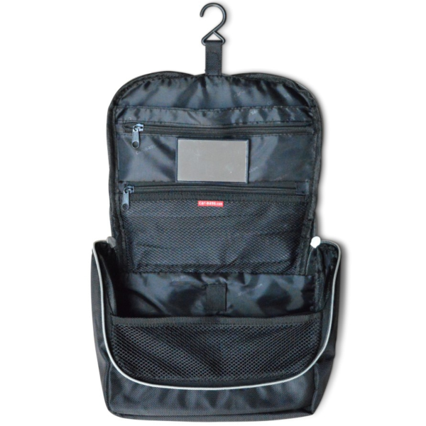 Kulturtasche geöffnet